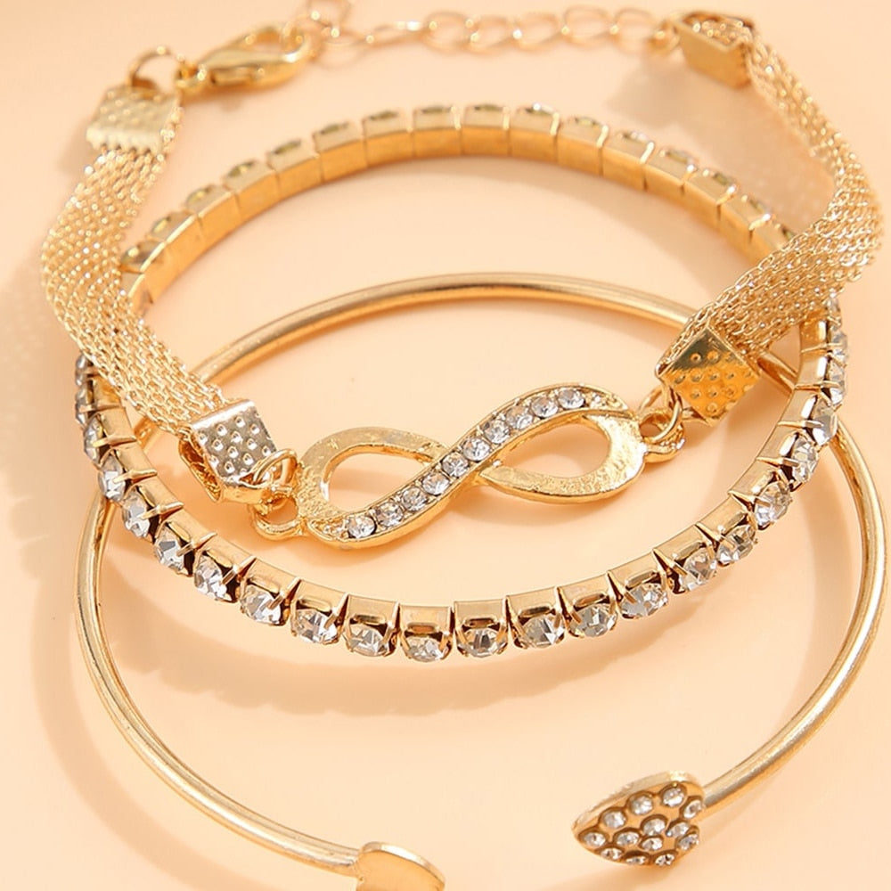 Conjunto de Pulseiras Femininas.